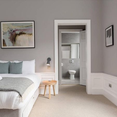 Joivy Spacious And Bright 1Bed Apt, Short Walk From Princes Street Edinburgh Exterior photo